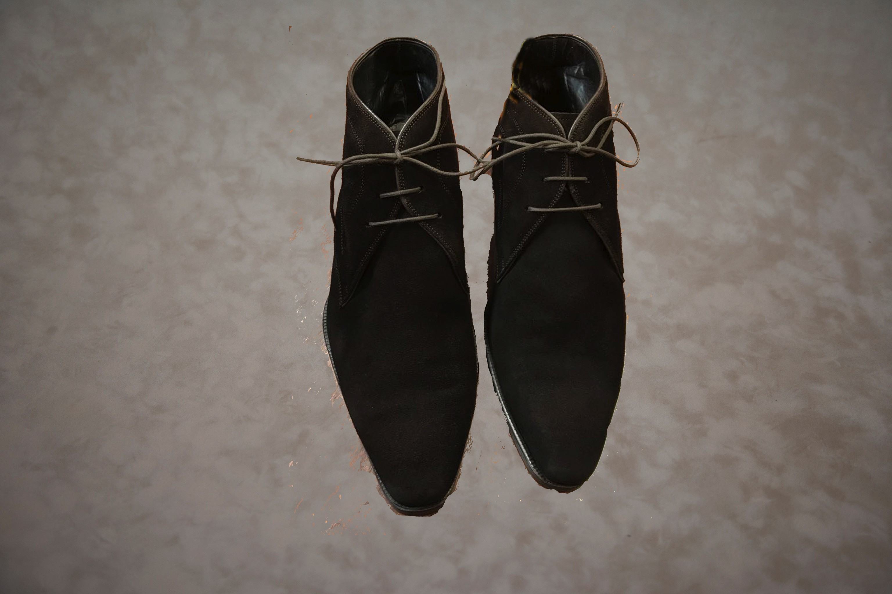 Suede schoenen reinigen met stoom na behandeling